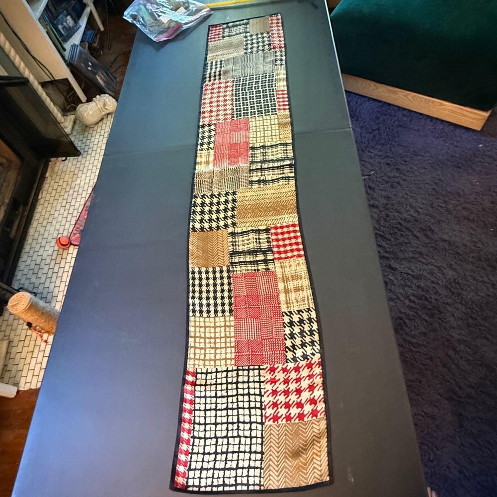 Unbranded Patchwork Houndstooth Herringbone Oblong Scarf Red Tan Black - Picture 3 of 9